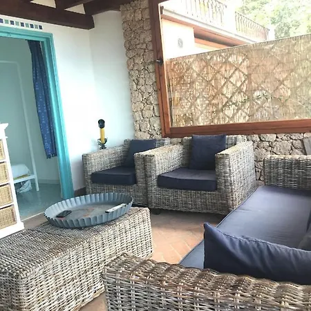 Villino Con Piscina, Privata E Tennis Holiday home