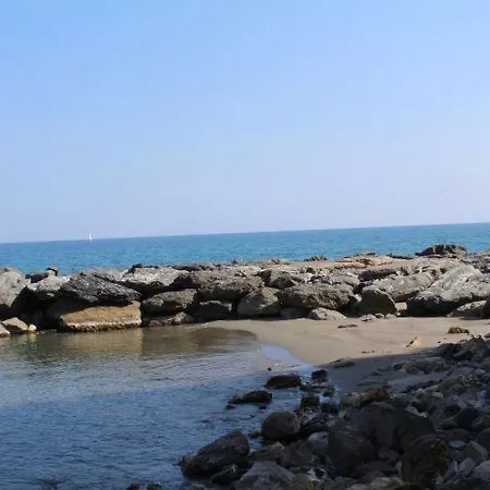 Holiday home Villino Con Piscina, Privata E Tennis *