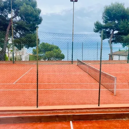 Villino Con Piscina, Privata E Tennis Holiday home *